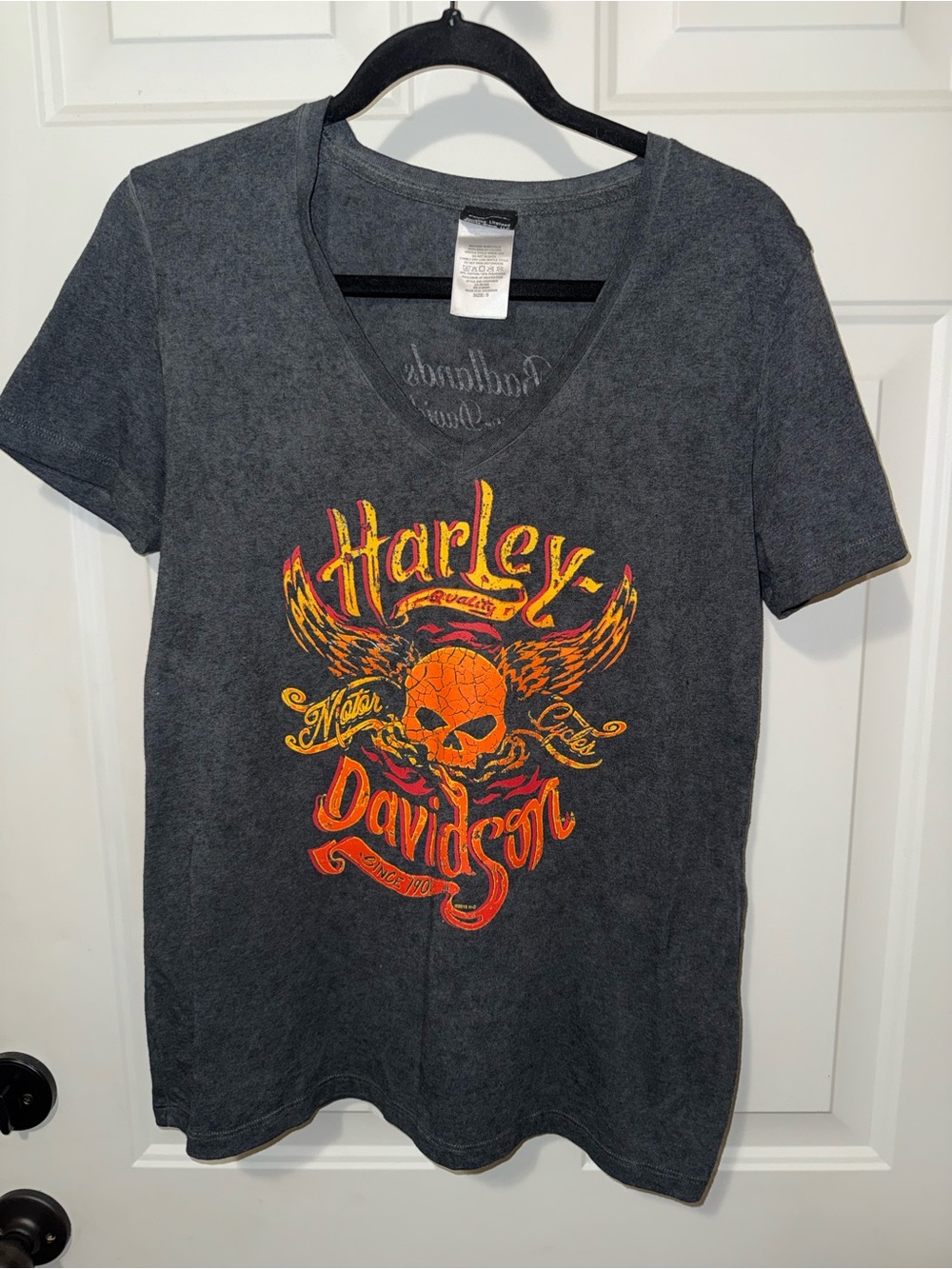 Harley-Davidson Gray V-Neck Graphic Tee - Orange & Yellow Skull Design